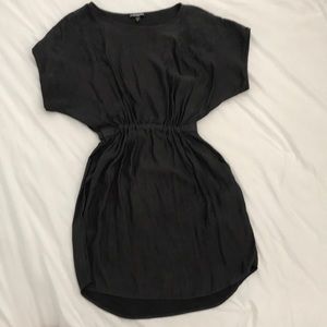 Dress that has pockets